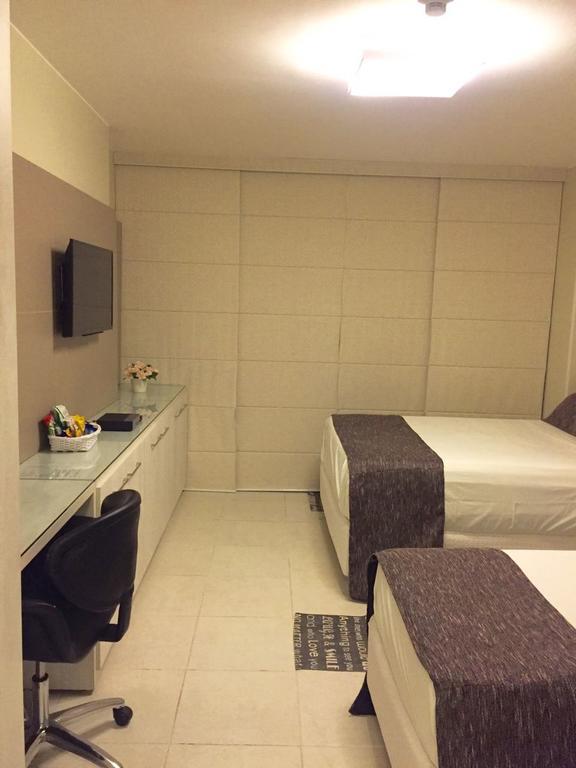 Flat Fusion Setor Hoteleiro Norte Com Servico Diario De Limpeza Brezilya Dış mekan fotoğraf